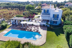 Villa Zephyros, 7 minute walk to Eglina Beach